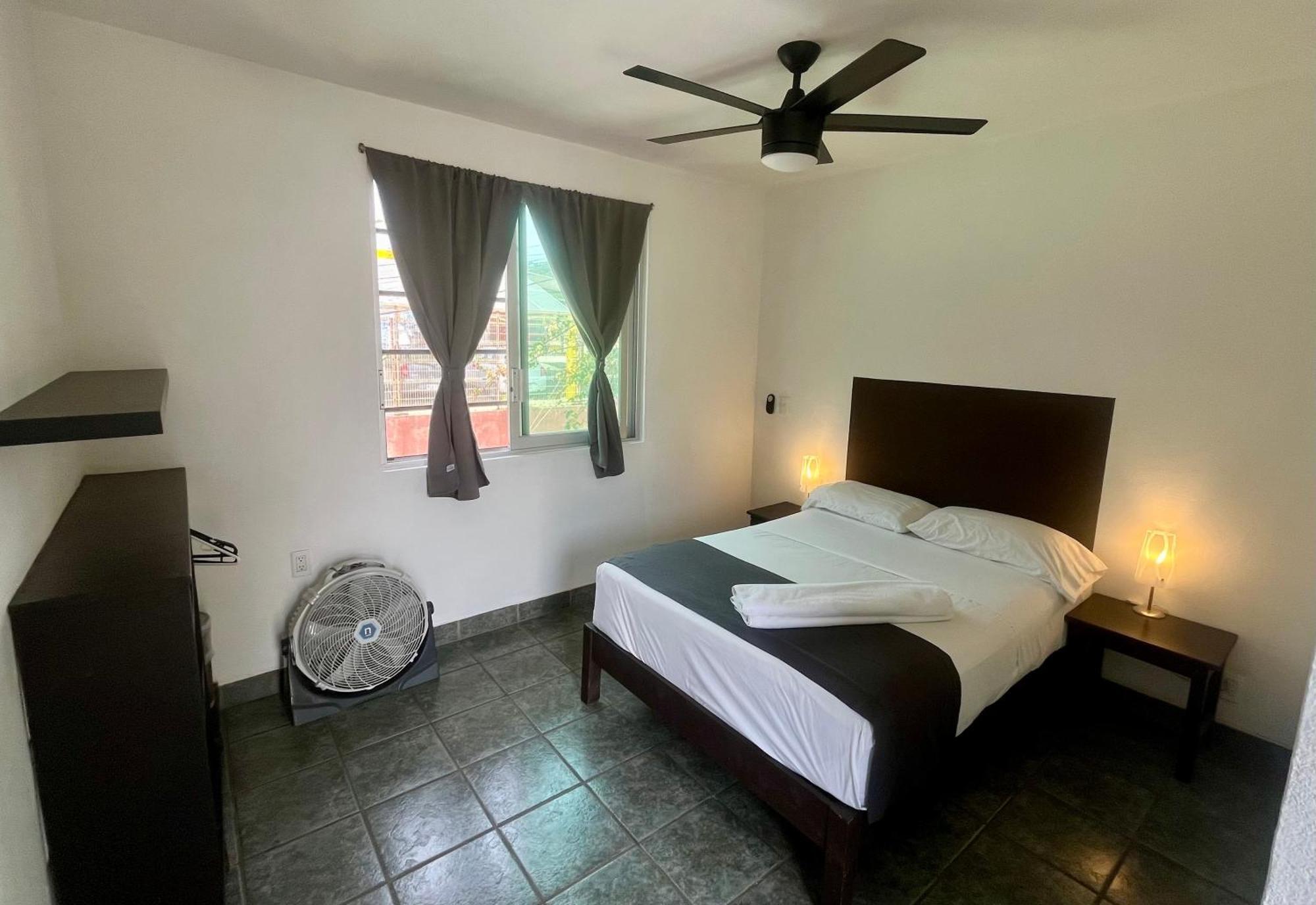 Hotel Aqualuna Cyclops Brisas de Zicatela Eksteriør bilde